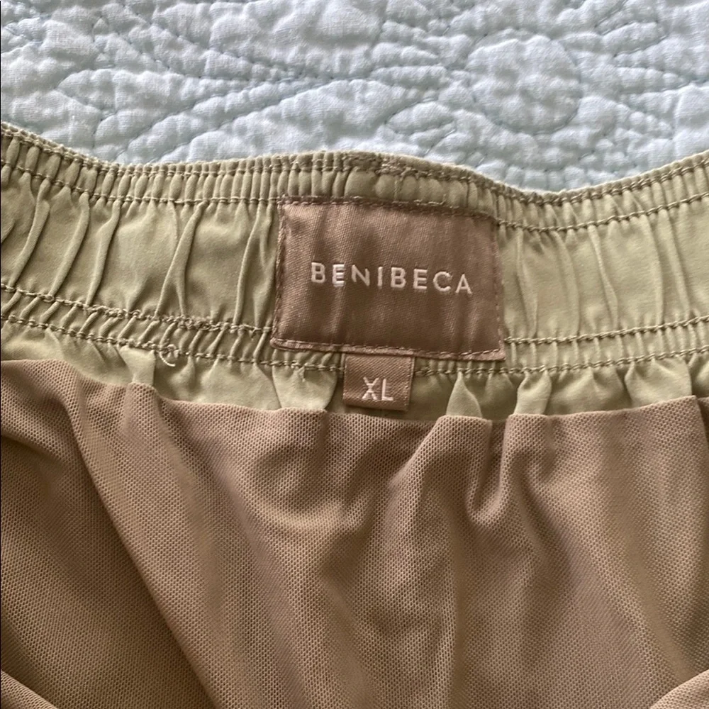 NWOT Benibeca Kasimba Mid Length Shorts